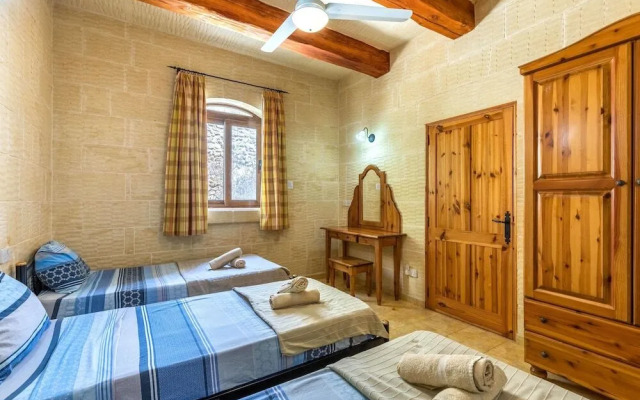 Gawhra - 3 BR Villa with Private Pool - BAG 49938
