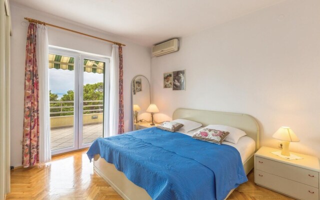 Beautiful Home in Makarska With Wifi and 2 Bedrooms
