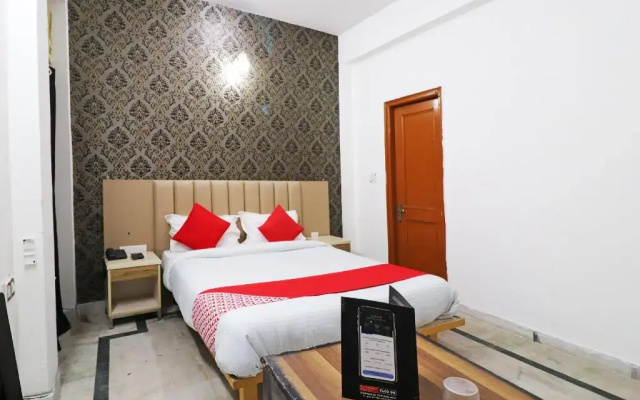 Tulip Lodge by OYO Rooms