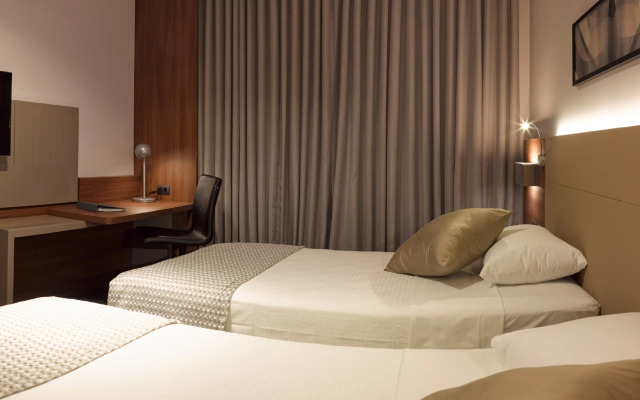 JL Hotel by Bourbon