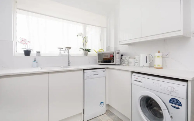 Amazing Beachside 2Bd Family Home With Garden