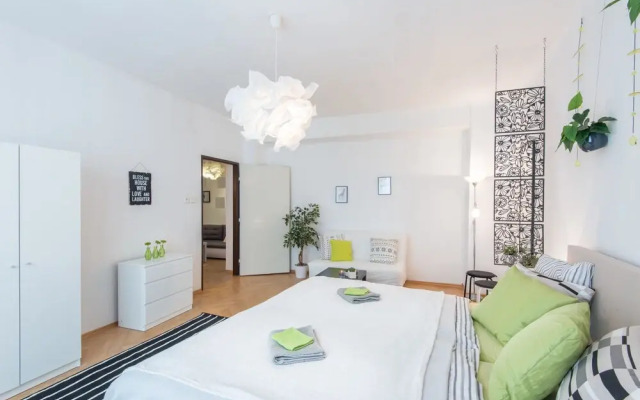 Lodecka apartment