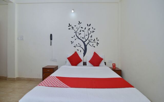 OYO 833 Hotel Prince Santosh Holiday Homes