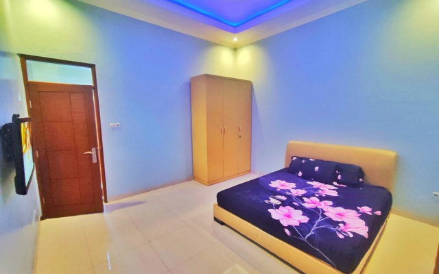 Homestay Semarang – Guest Rooms – Semarang