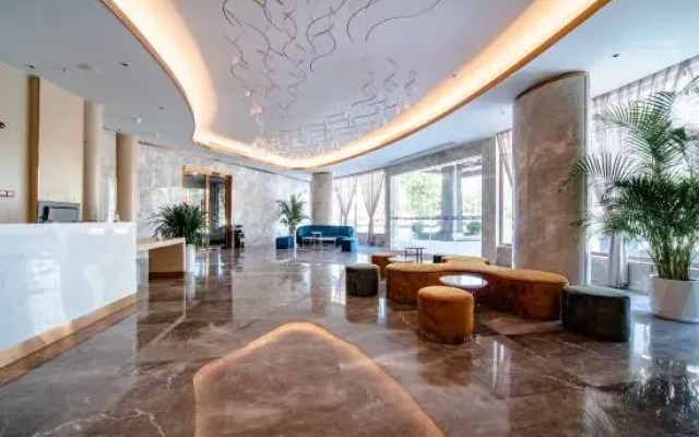 Zhuhai Binhui Bay Hotel (Jinan University)