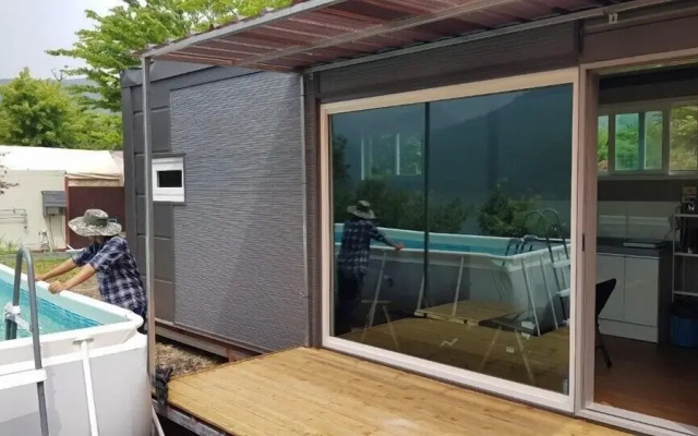 Chungjuho Camping World Glamping