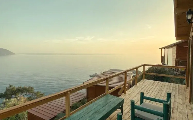 Shambala Lodge Hotel