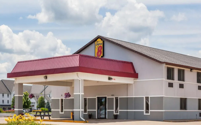 Super 8 Shipshewana