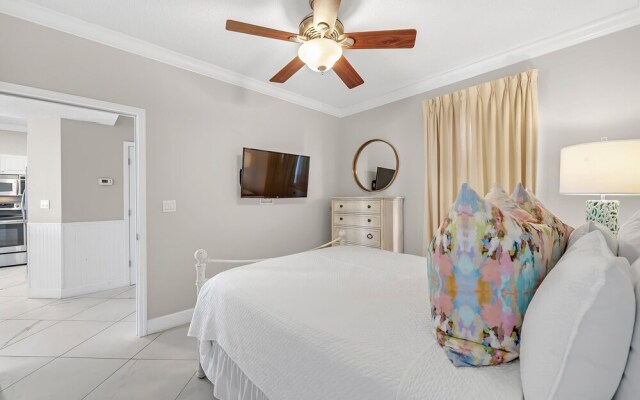 Windemere 908 with Pool Side Cabana