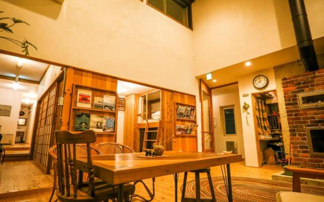 SMALL TOWN HOTEL Hakodate