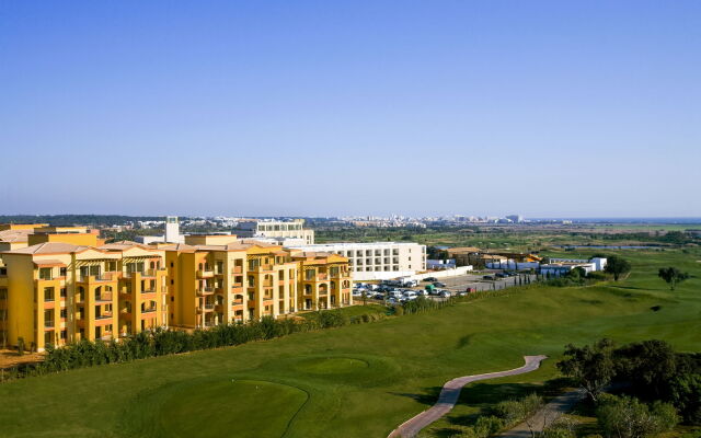 The Residences at Victoria	