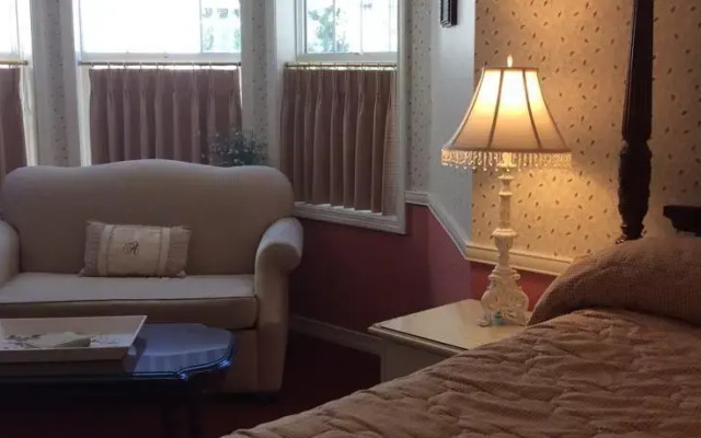 Ashley Inn