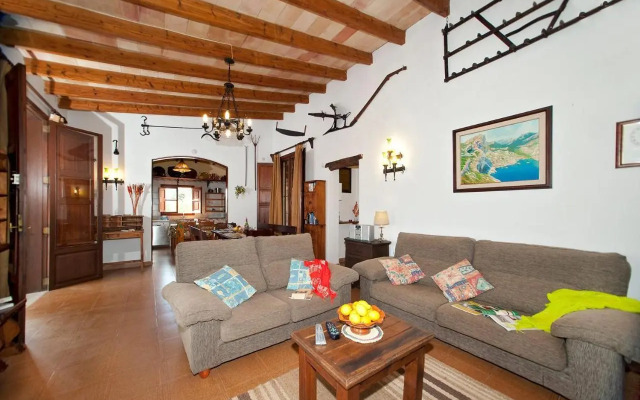 Villa TIA