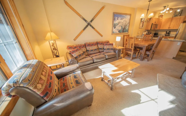 Dakota Lodge 8450