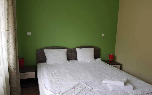 Iri Busteni Hotel