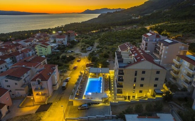 Luxury ApartHotel Makarska