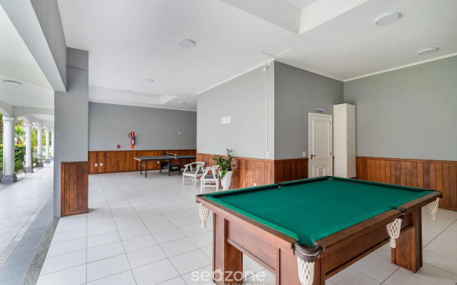 Apto moderno e confortável perto da praia JSR112