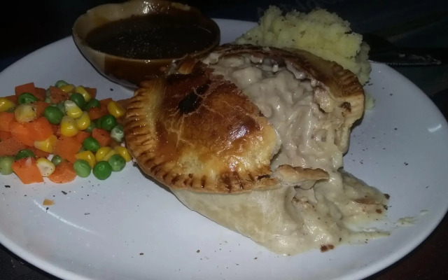 Farang Bar Guesthouse