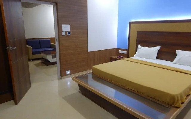 Hotel Aadhi