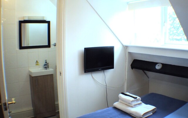 Featherstone Farm Hotel