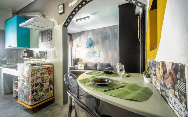 Stay-in-Art, Little Imaginary Apt, 20' to Acropolis