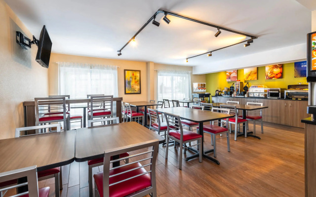 Comfort Inn South