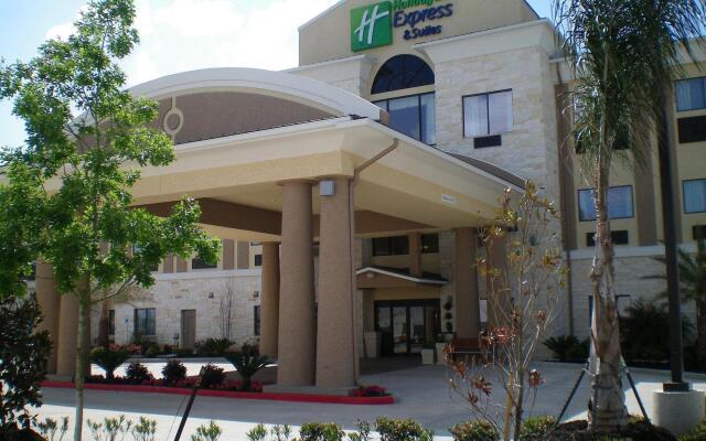 Holiday Inn Express Hotel & Suites BEAUMONT NW, an IHG Hotel