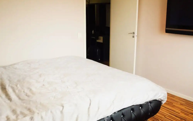 Central - 2 Bedroom Apartment