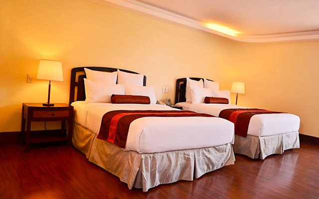 Thunderbird Resorts - Rizal