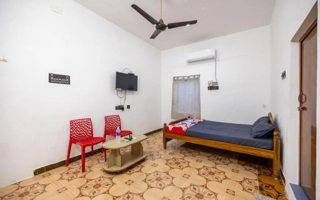 Sri Sai Holiday Inn