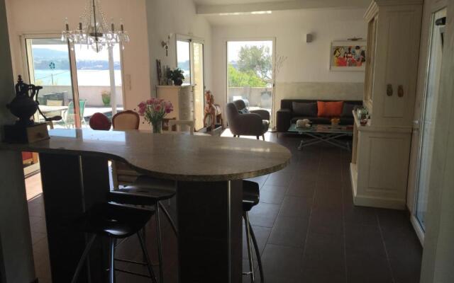 Chambre à Bouzigues dans villa individuelle