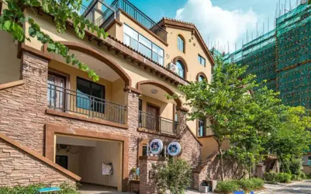 Quan tu Hotel
