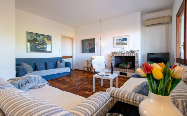 Sardinia Re - Shuluq 6