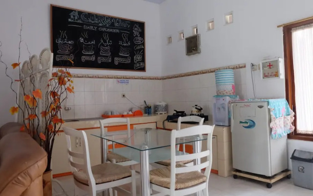 Homestay Jogja dekat Taman Pelangi by Simply Homy