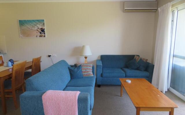 Apollo Quays Apartment