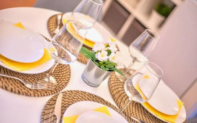 Edge of the Action Gem