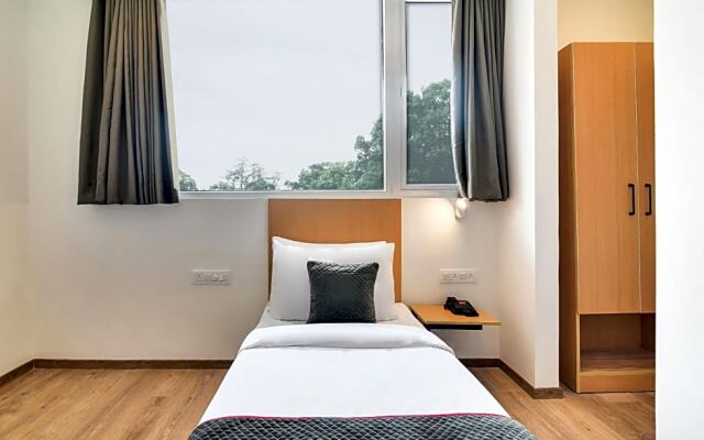 OYO Townhouse 238 Ulssor