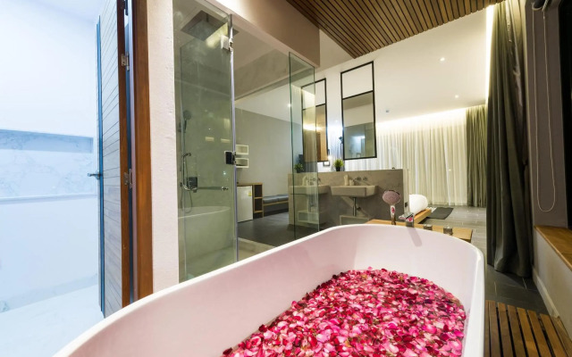 The Gallery Hotel Nai Harn