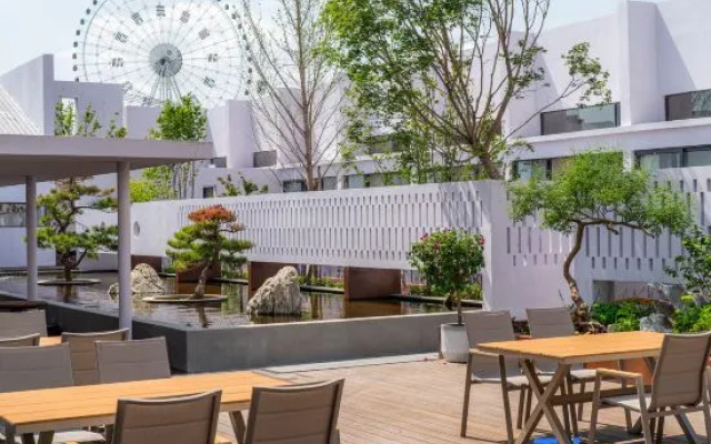 Purple House Koi Pond Courtyard Guesthouse – Outside – Tekes