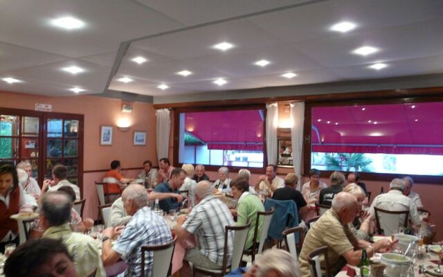 Au Primerose Hotel