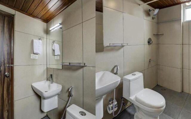 Fabhotel Tej