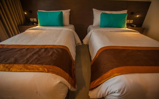 Ibus Beach Hotel