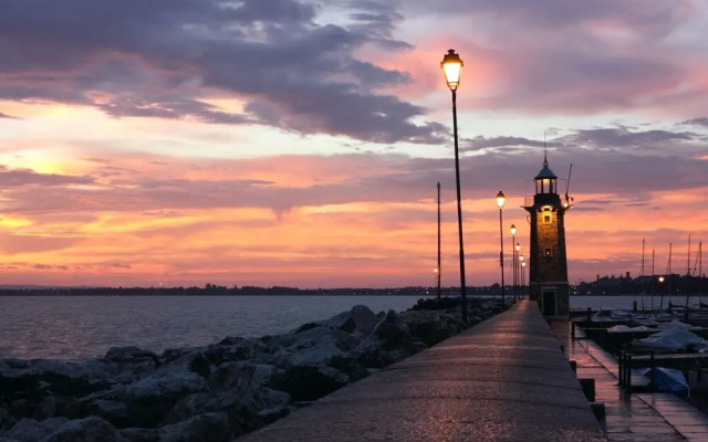 Breath of Lake Garda Apartment
