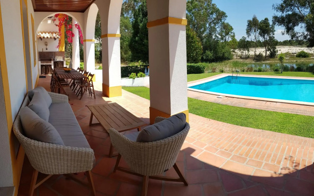 Villa Sequoia - Beach and Lake Private Holidays