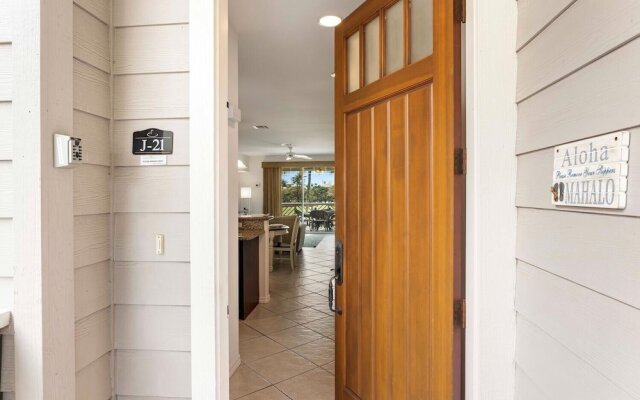 Fairway S Waikoloa J21 2 Bedroom Villa by RedAwning
