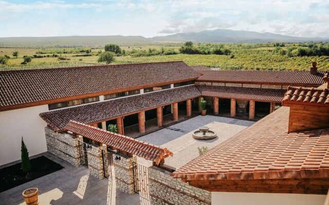 Chateau Mosmieri Resort