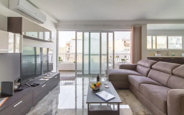 Palm Modern Apart 200mt From Sea Qawra