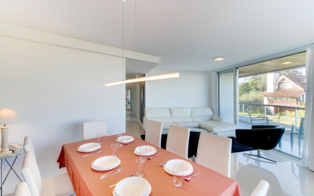 Oceana Suites Isabel