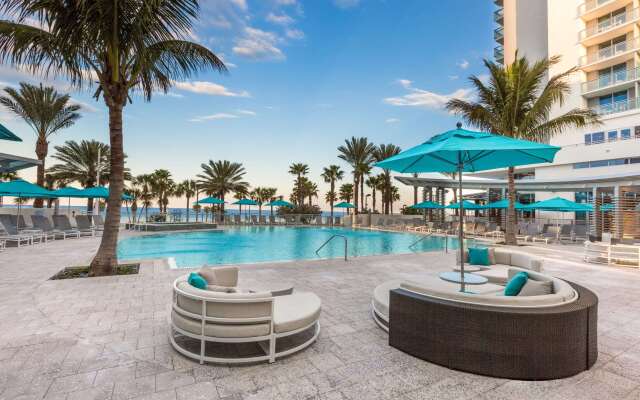 Wyndham Grand Clearwater Beach