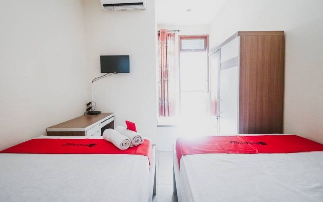 RedDoorz Plus near Semanggi